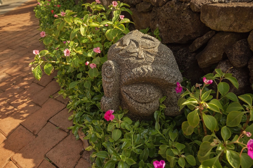 Hotel Ohana Rapa Nui 25/40