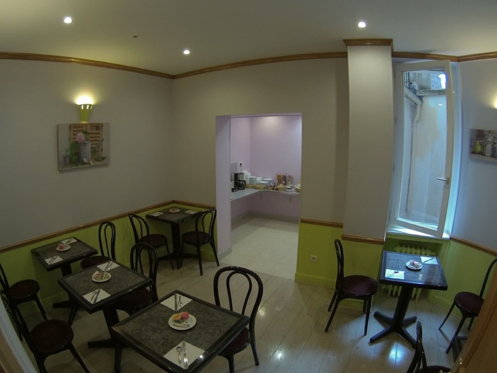 Hotel Phenix 27/39