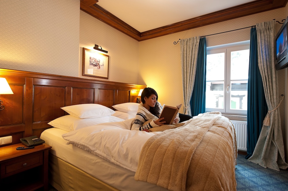 1 Bedroom, Apartment, King Bed, Sofa, Balcony