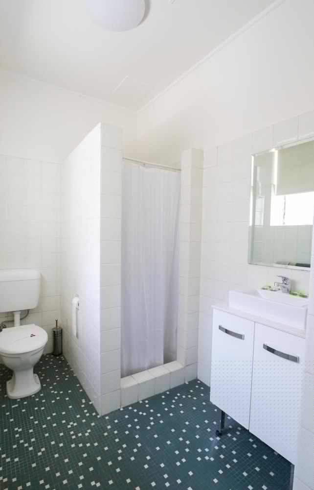 HOTEL GOSFORD 25/64