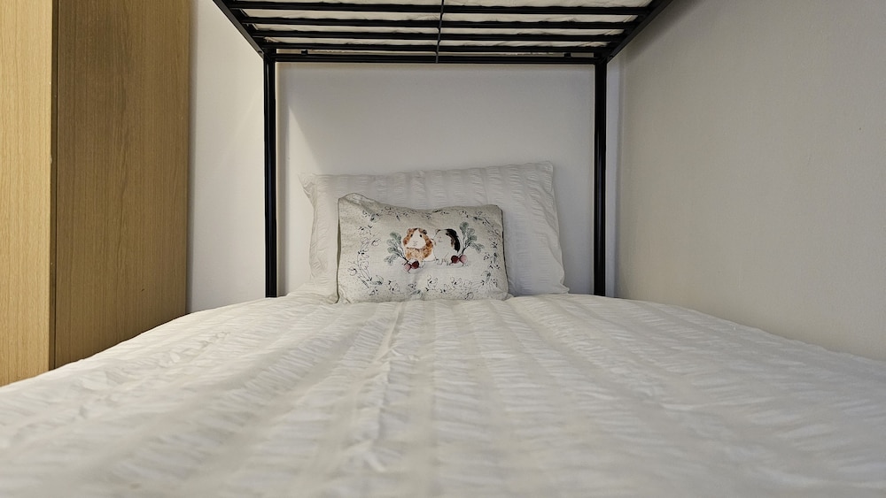 OYO Bros Inn Hotel 33/50