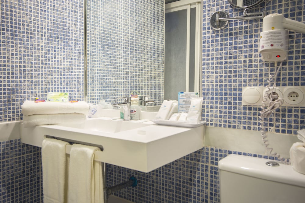 1 Bedroom Apartment 3+1، Benalmadena Palace Hotel Spa 7/7
