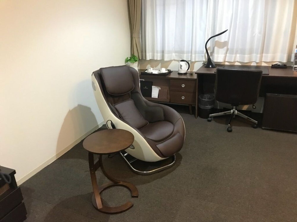 HOTEL TOHKAI 38/50
