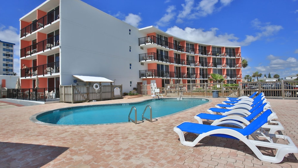 Cove Motel Oceanfront 6/46