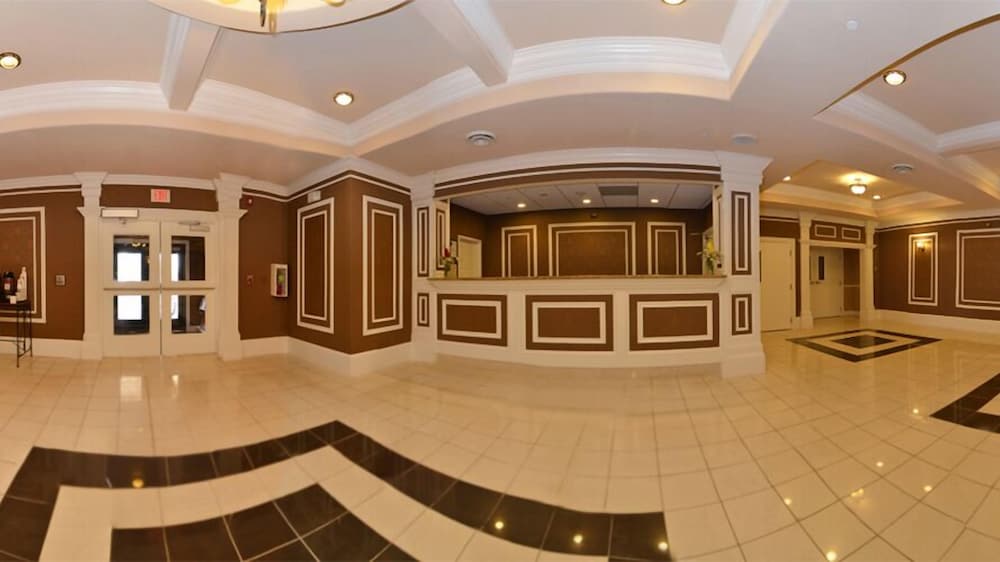Comfort Inn & Suites Plattsburgh - Morrisonville 5/37