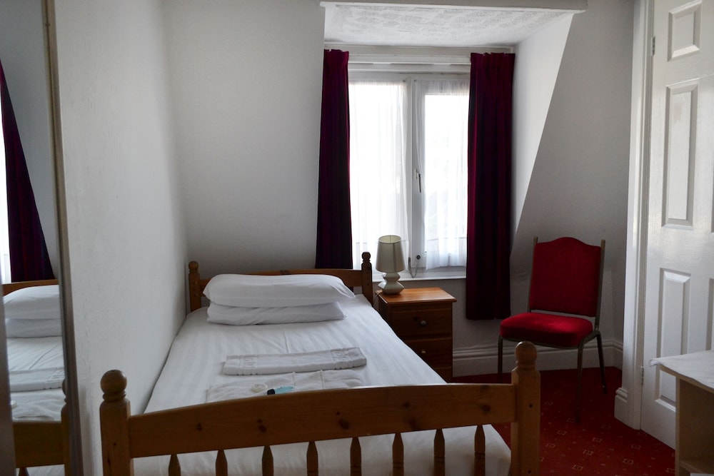 Cardigan Bay Guest House 13/50