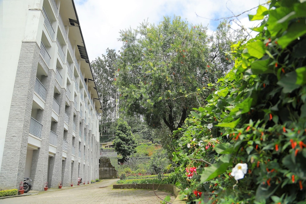 Eastend Munnar 8/39