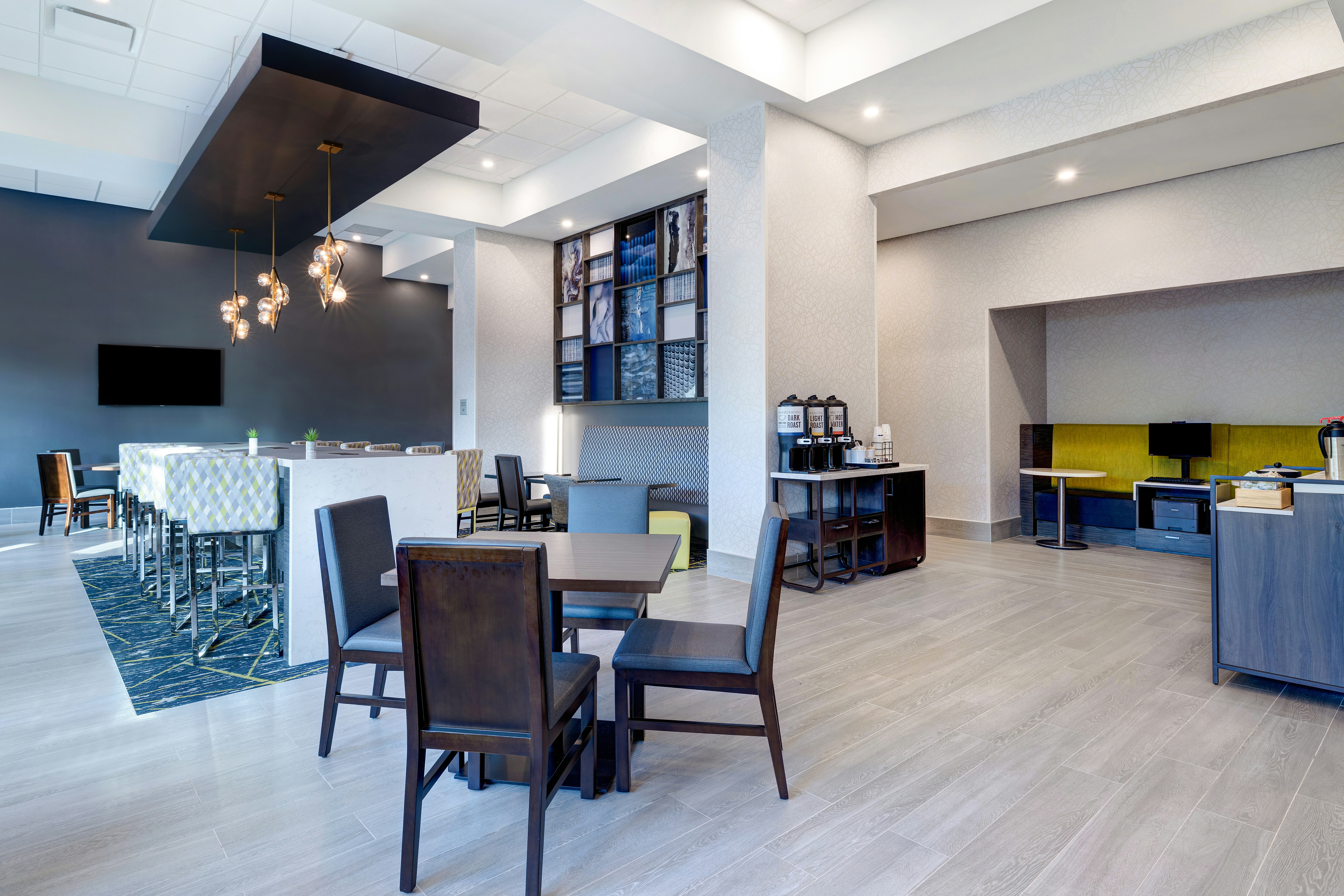 Hampton Inn & Suites by Hilton Burlington Toronto 46/51