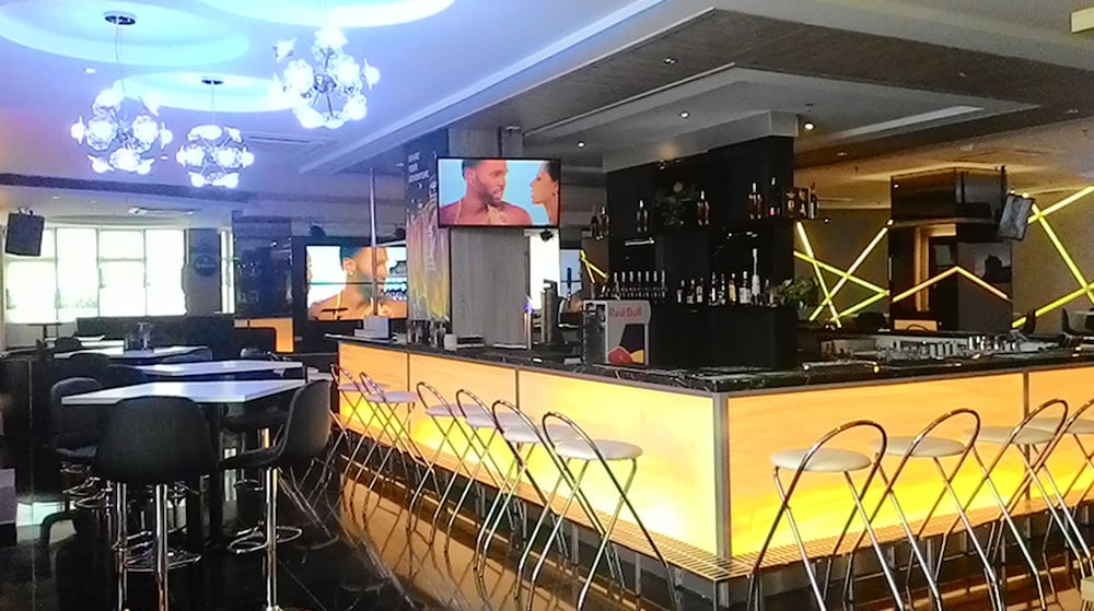 Kings Green Hotel 12/65