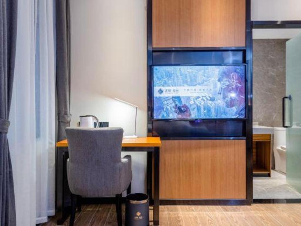 Chonpines Hotel (Guangzhou Rongchuang Wenlvcheng) 46/56