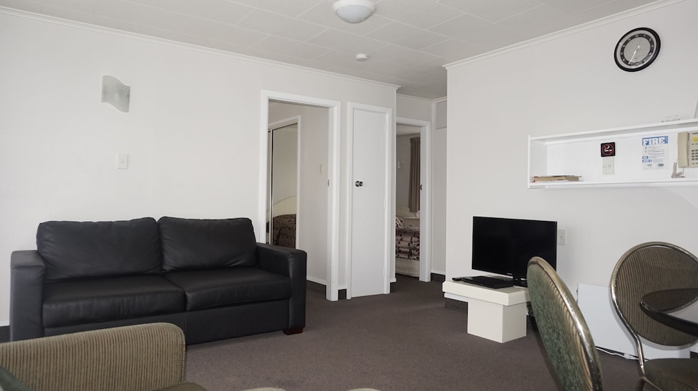Ashleigh Court Motel 30/50