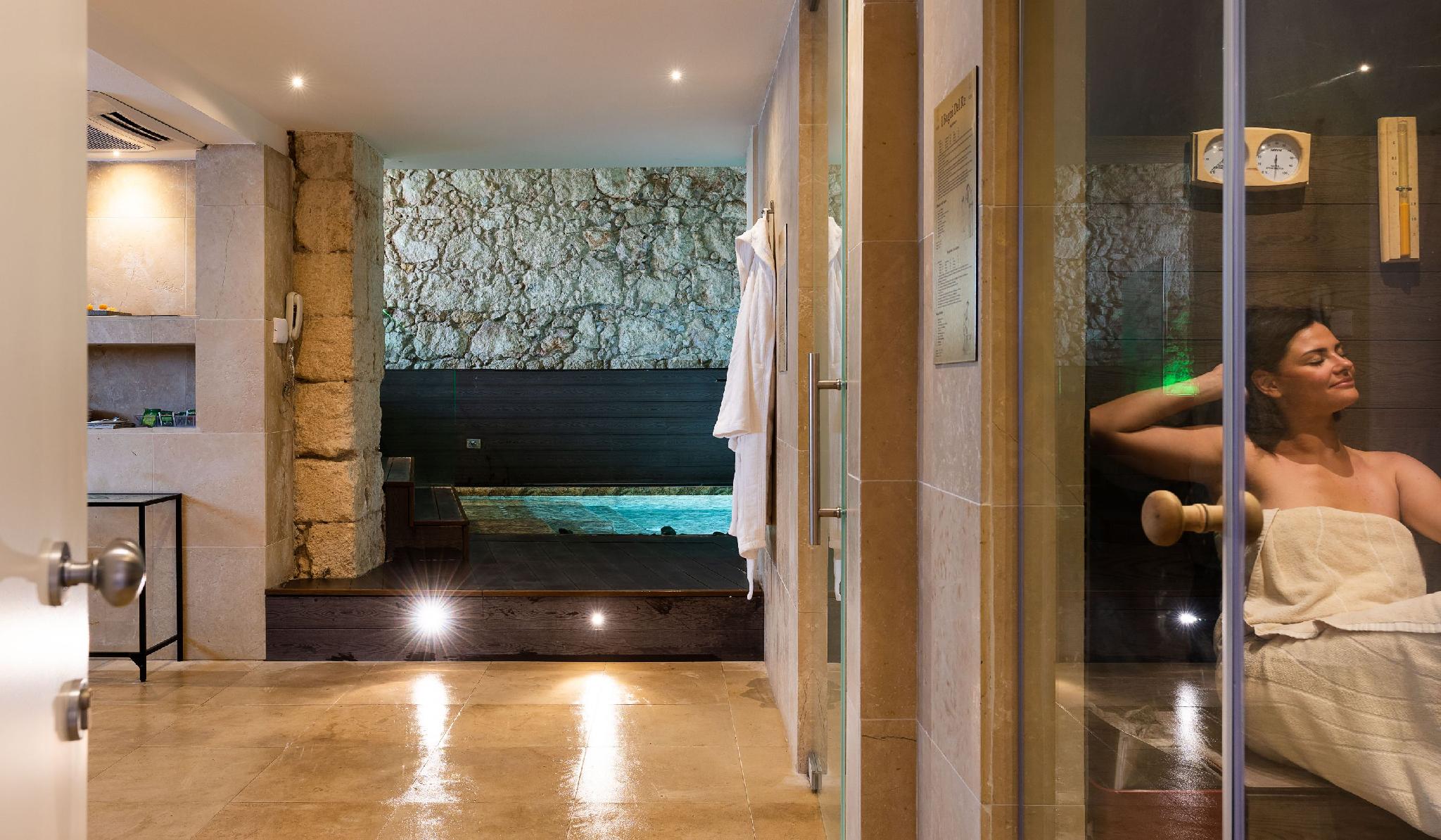 Re Dionisio Luxury Suites 2/16