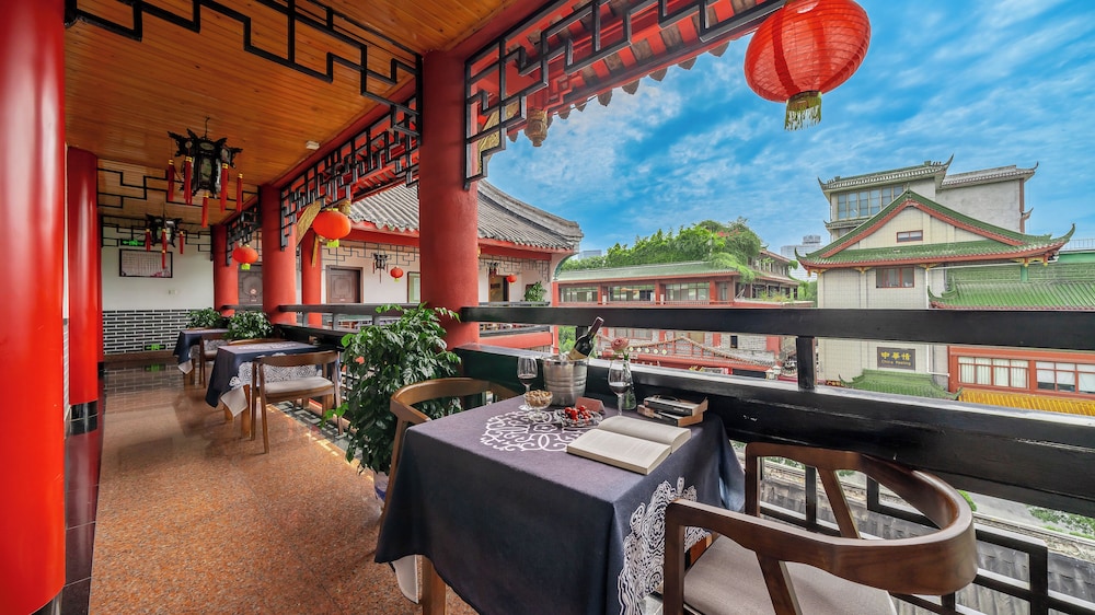 Chengdu Dreamstravelwenjuncourtyardhotel 36/50