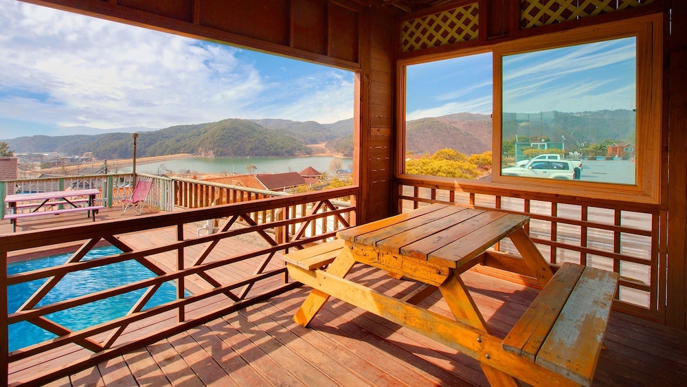 Gyeongju B House Pension 35/50