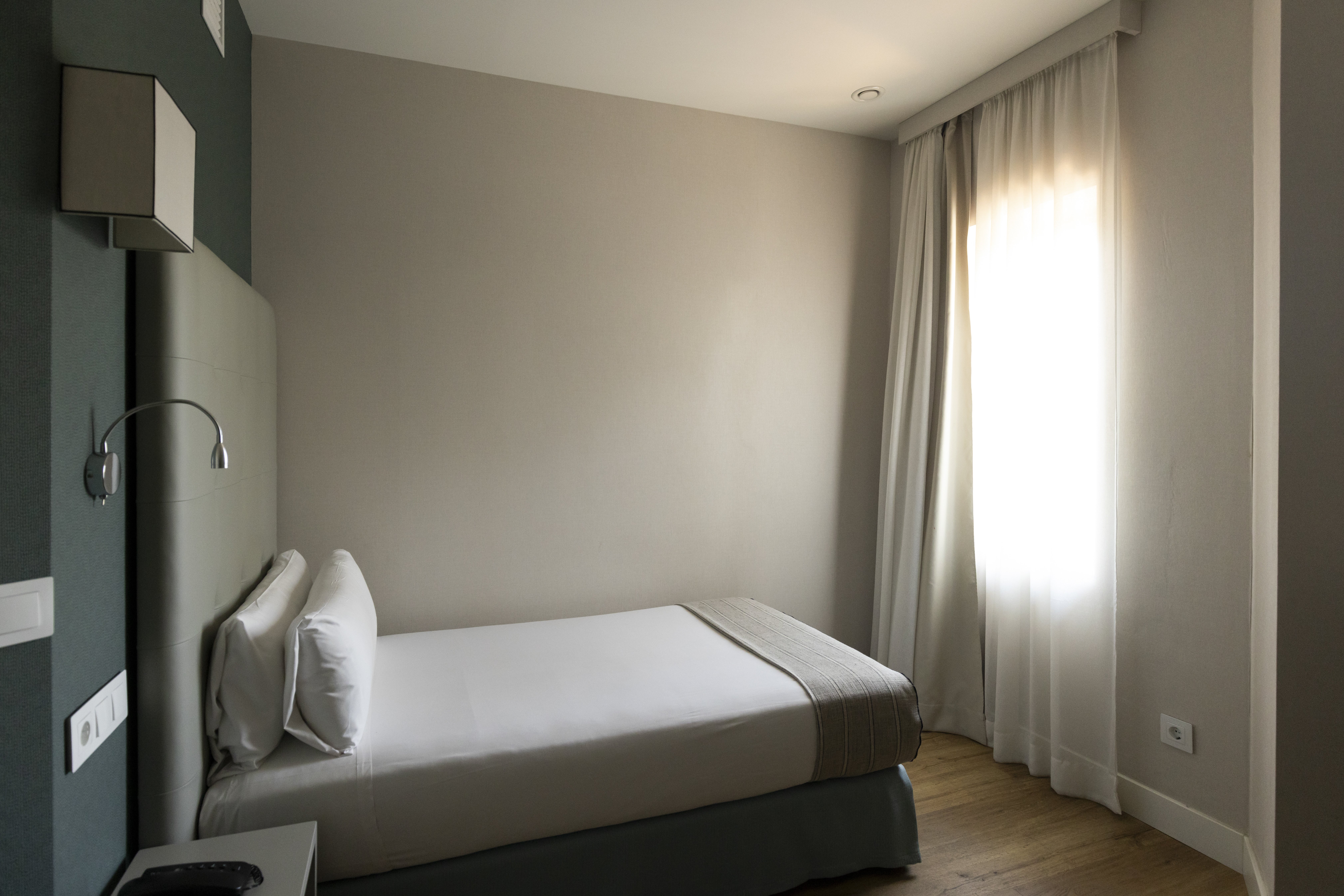 HOTEL PAX TORRELODONES 16/59