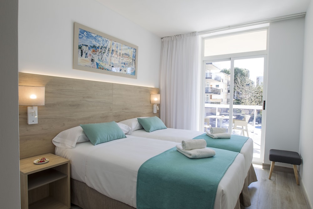 Aparthotel Cye Holiday Centre 10/57