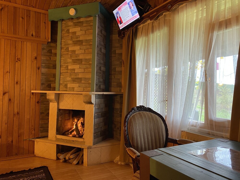 Green River Hotel 13/47