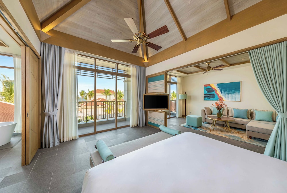 Fusion Resort and Villas Da Nang 9/50