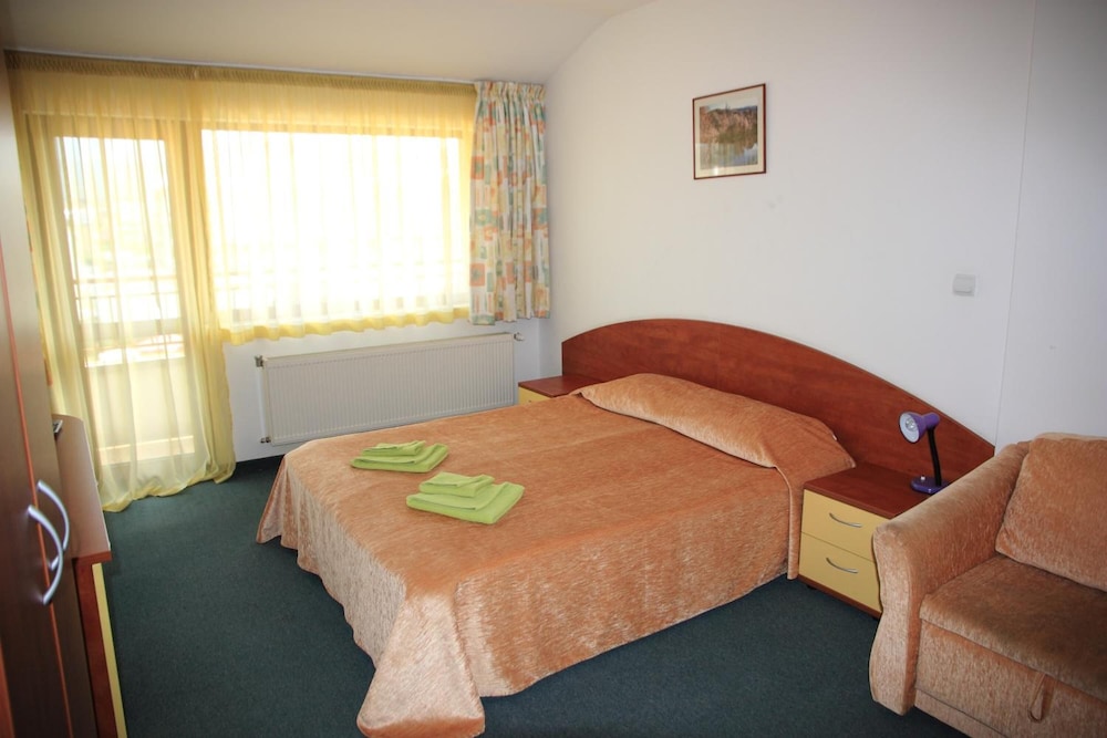 Hotel Grand 27/54