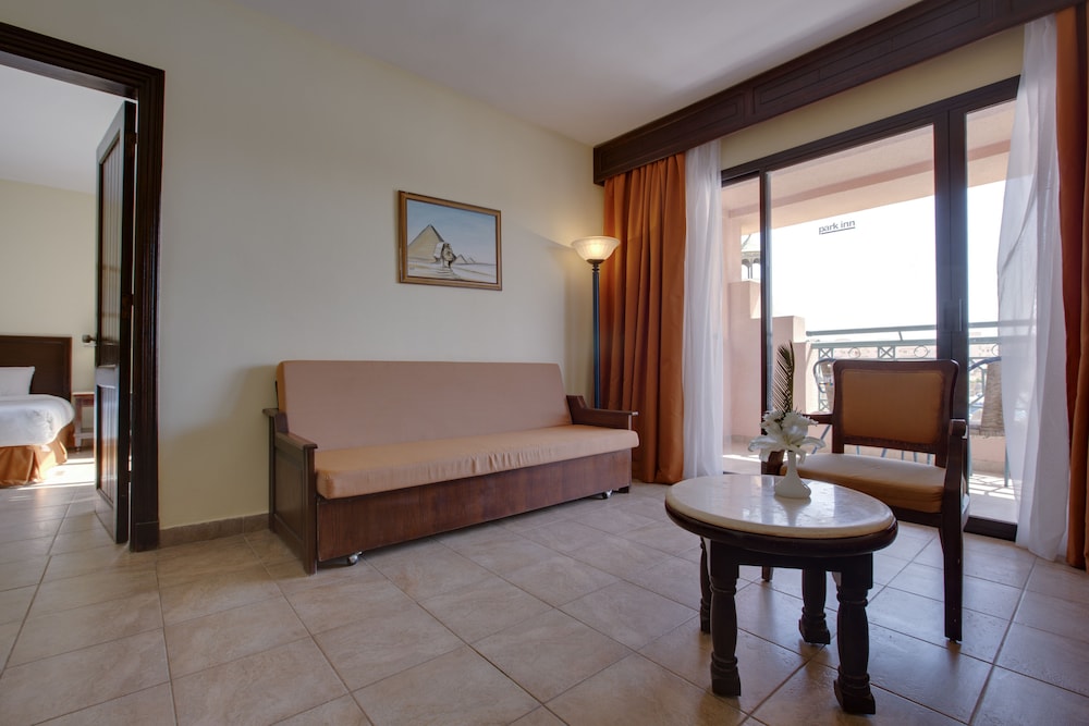 Parrotel Aqua Park Resort 16/55