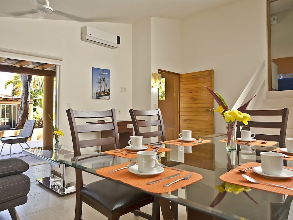 Hotel Ixzi Plus 35/63