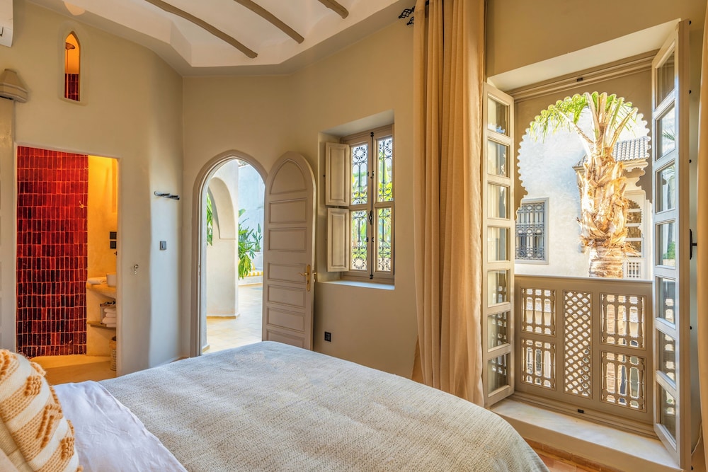 Riad XO Amira Victoria 20/50