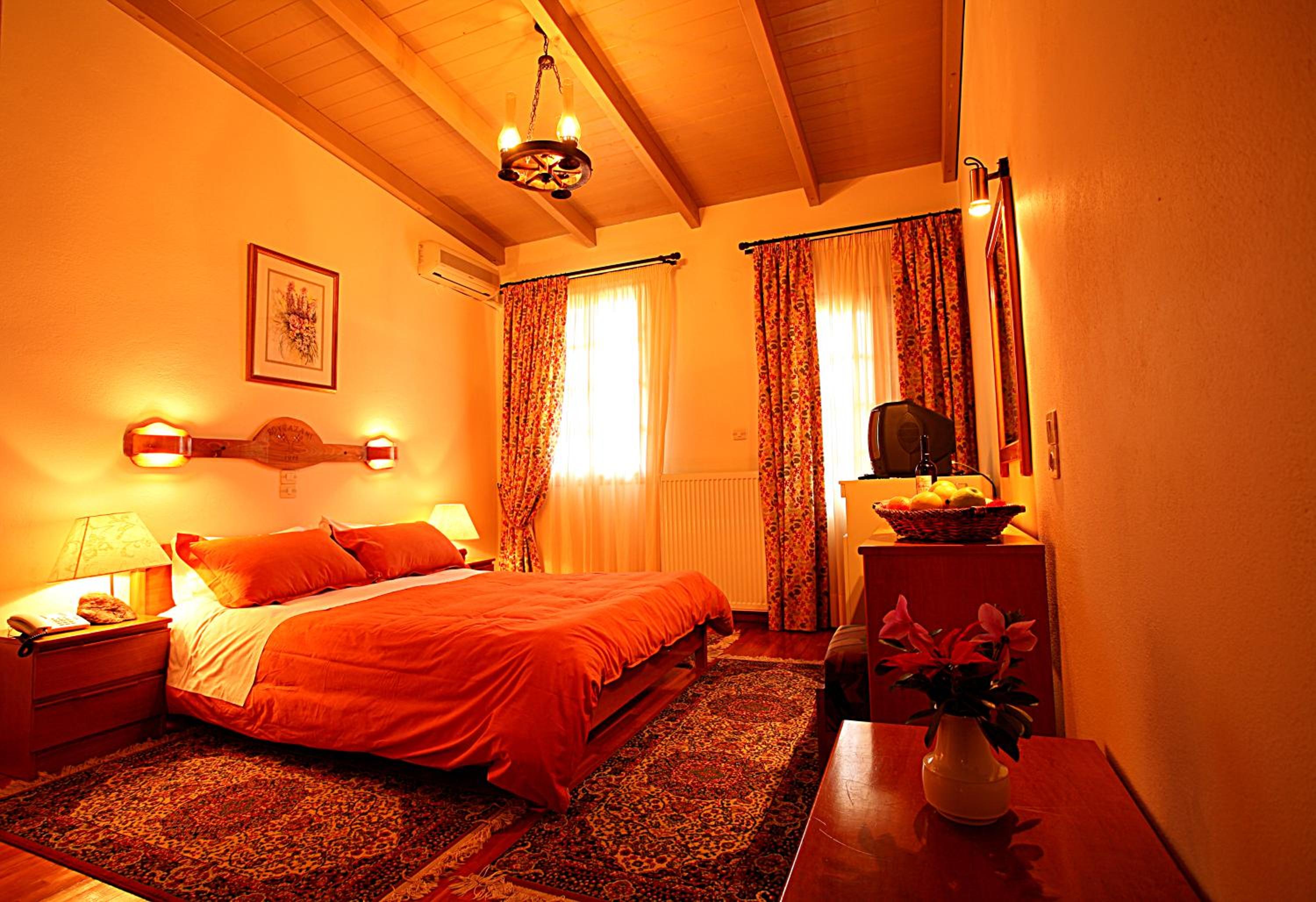 Room, Double Bed, Mountain View