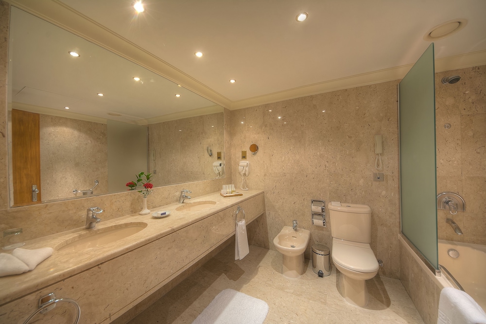 Dubai Marine Beach Resort And Spa 25/79