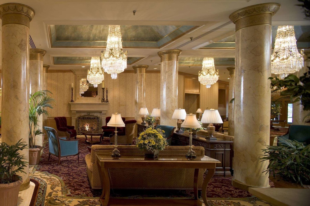 The Saint Paul Hotel 55/64