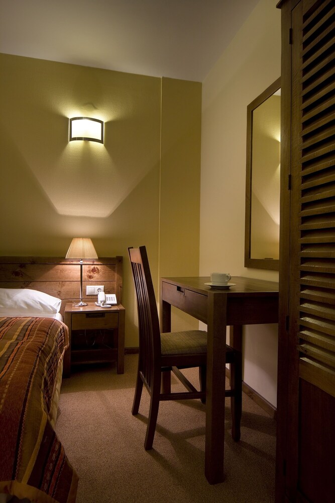 Club Hotel Yanakiev 17/55