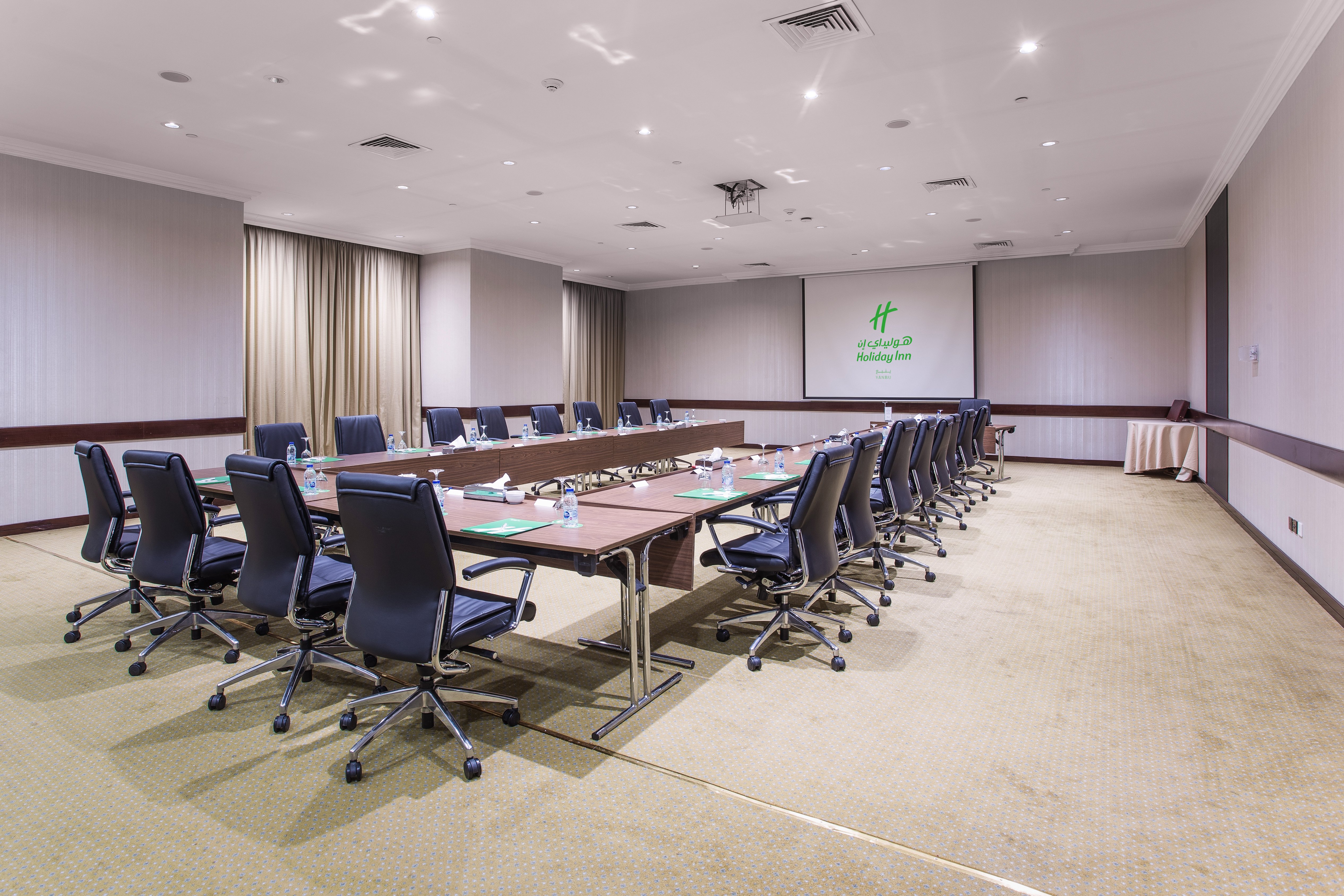 هوليداي إن ينبع(Holiday Inn Yanbu) 39/57