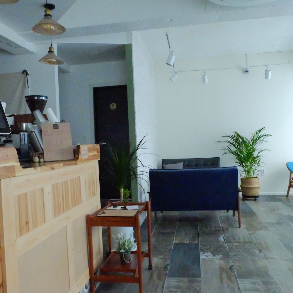 Hostel Espace 43/52