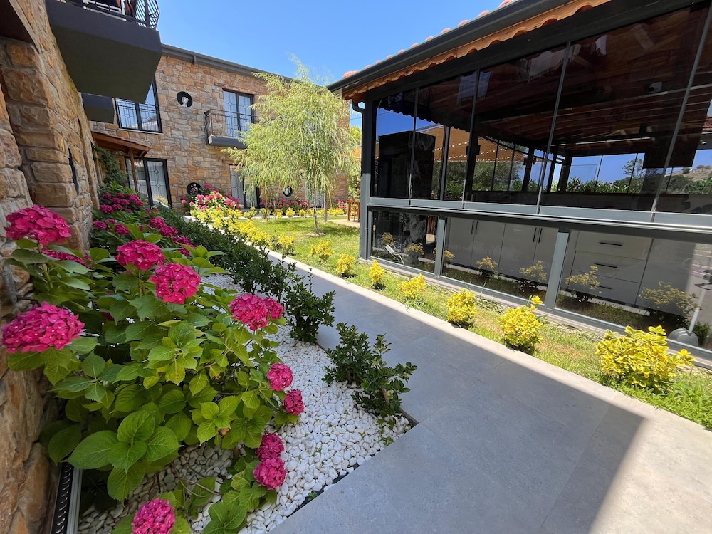 Melitya Hotels Gokceada 34/42