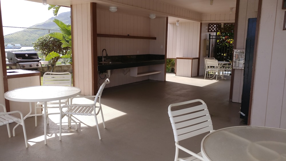 Banyan Harbor Resort 52/75