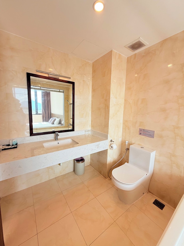 Lenid Nha Trang Hotel 60/66