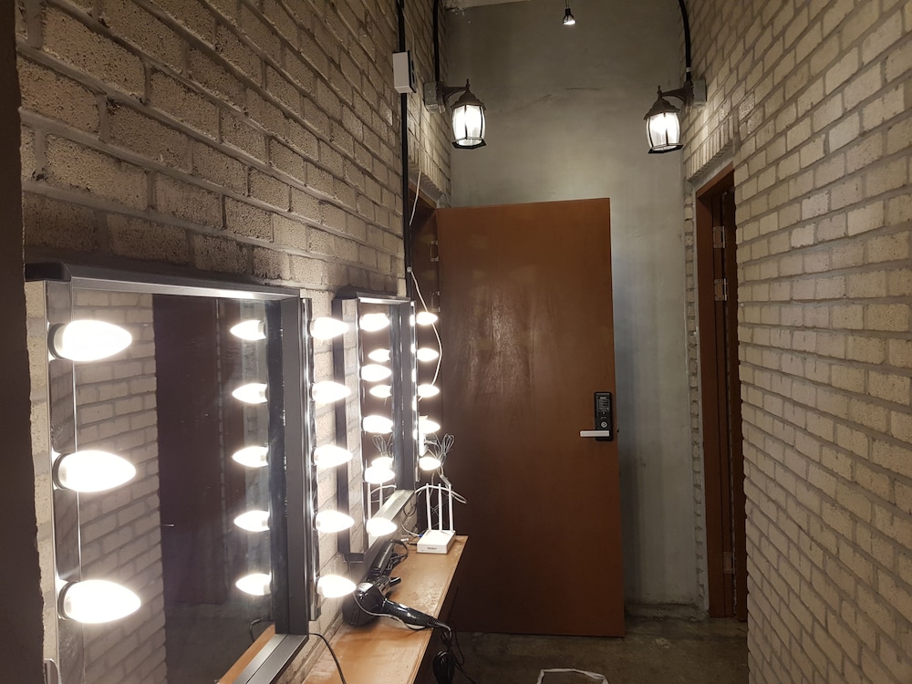Inno Hostel &amp; Pub Lounge Hongdae 13/65