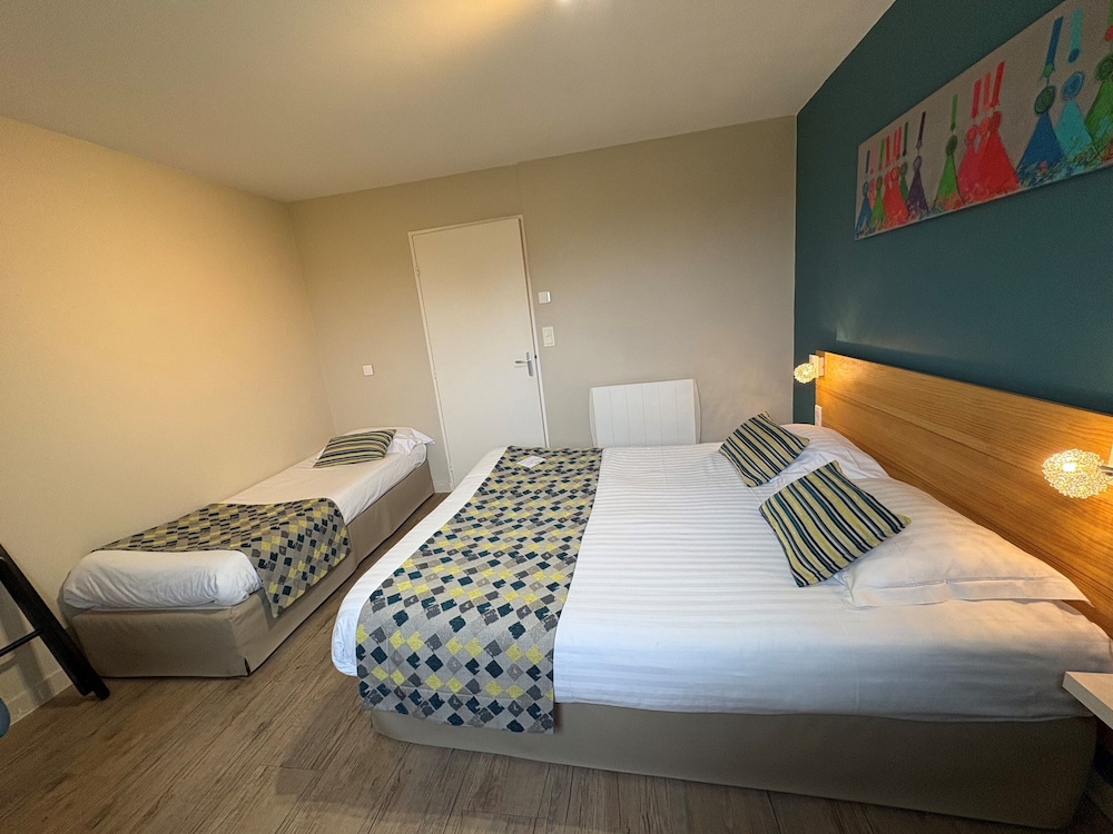 Brit Hotel Le Kerodet 14/65