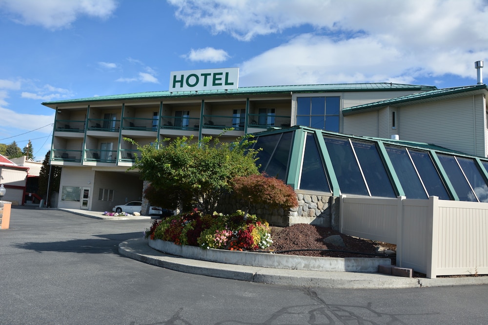 Cedars Inn 45/52