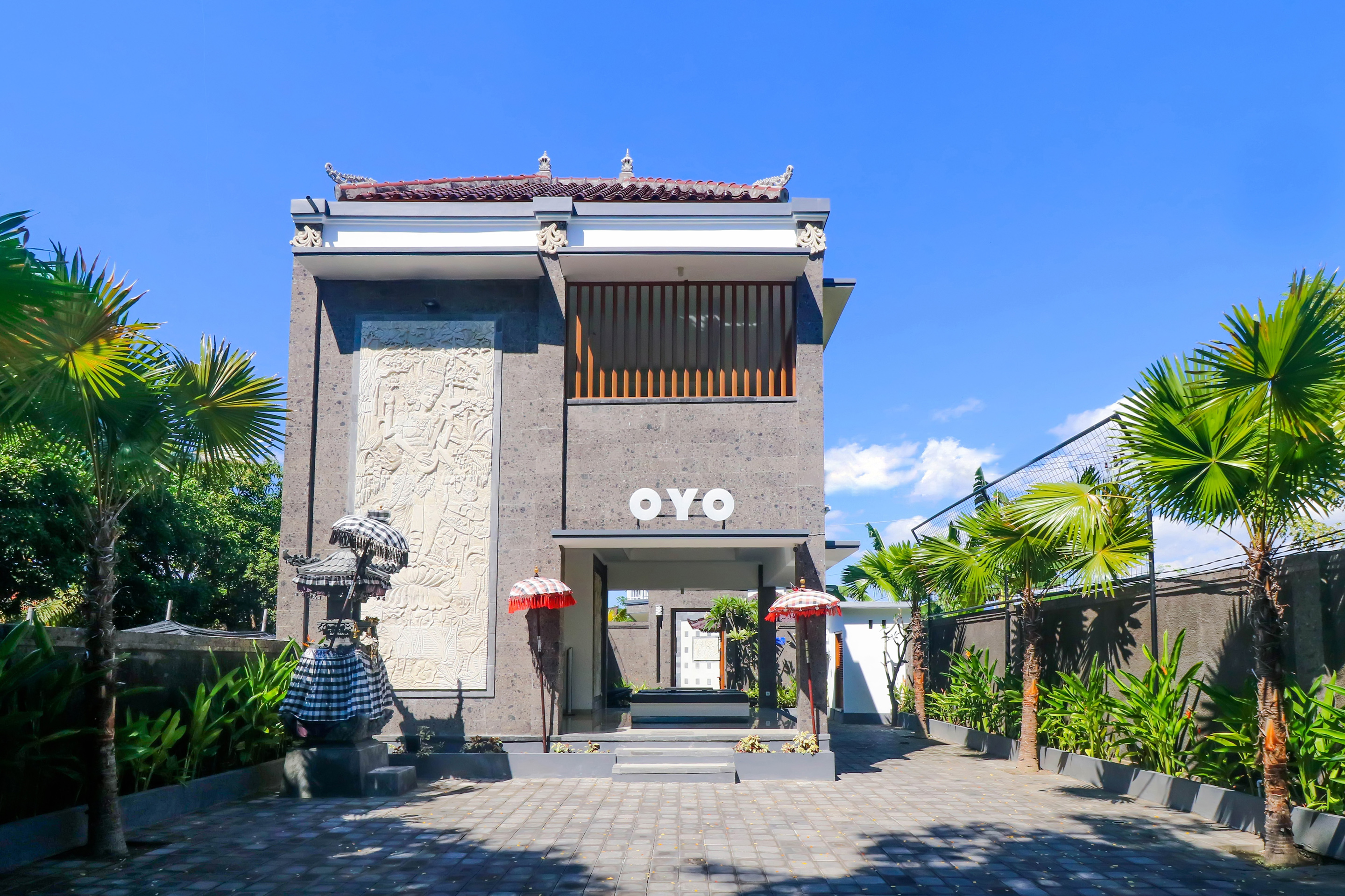 OYO 1051 De Loran Hotel 4/38