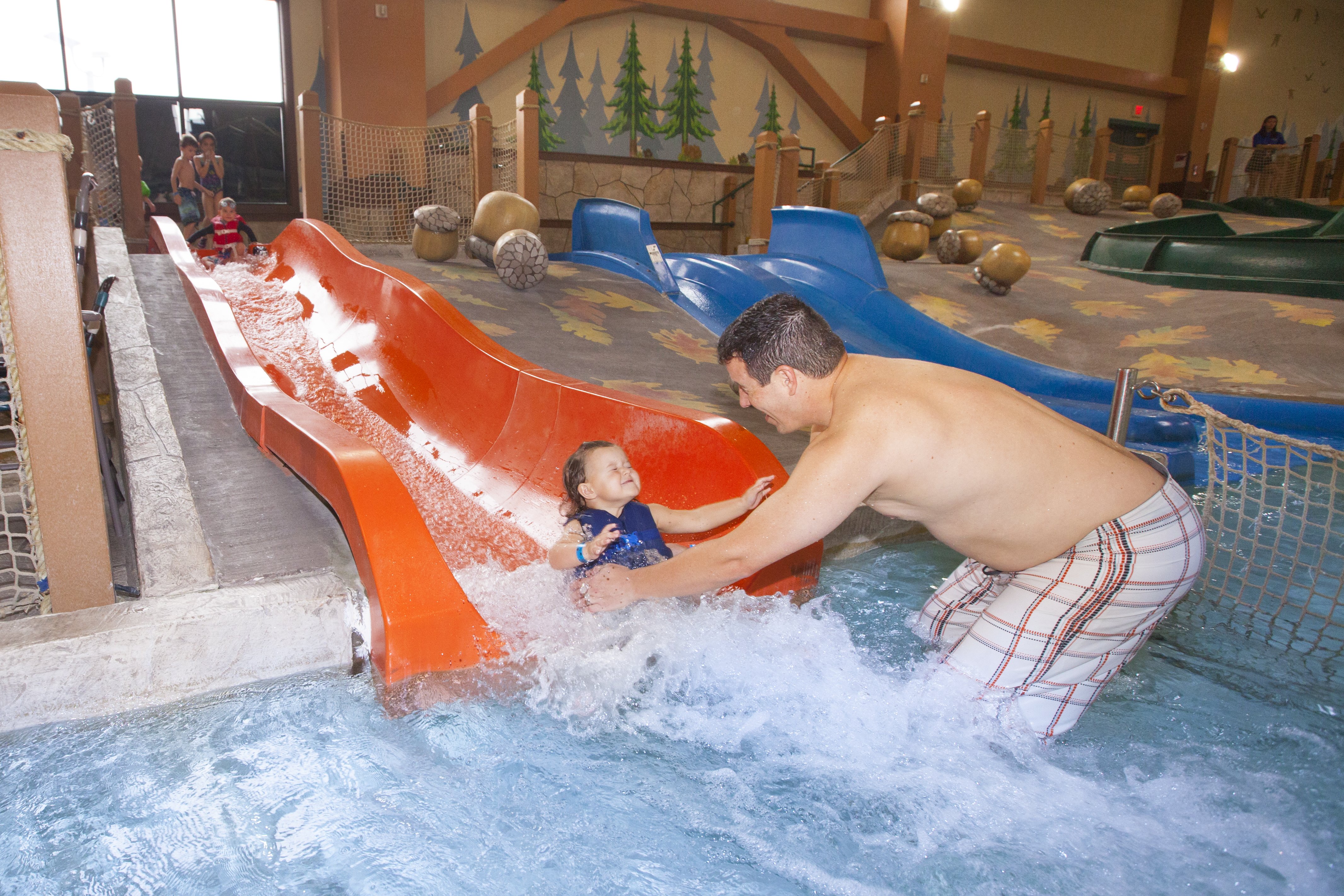 Great Wolf Lodge Water Park New England 18/22