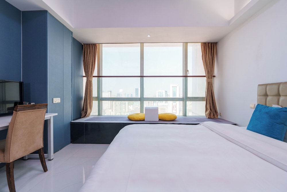 Sunny Private Apt Of Grand Continental 15/50