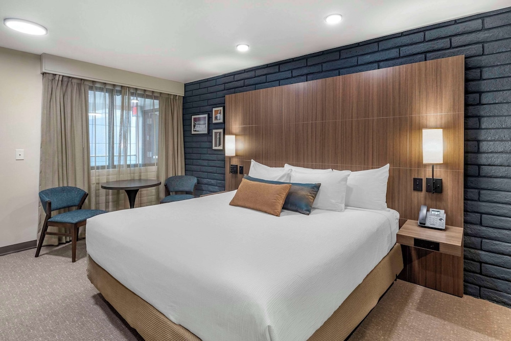 The Gibson Hotel Great Falls, an Ascend Collection Hotel 18/58
