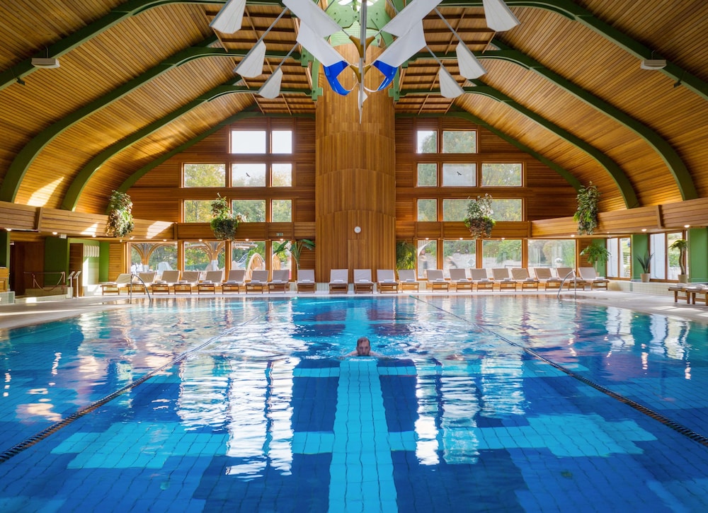 Hotel Carbona Thermal Spa 61/72