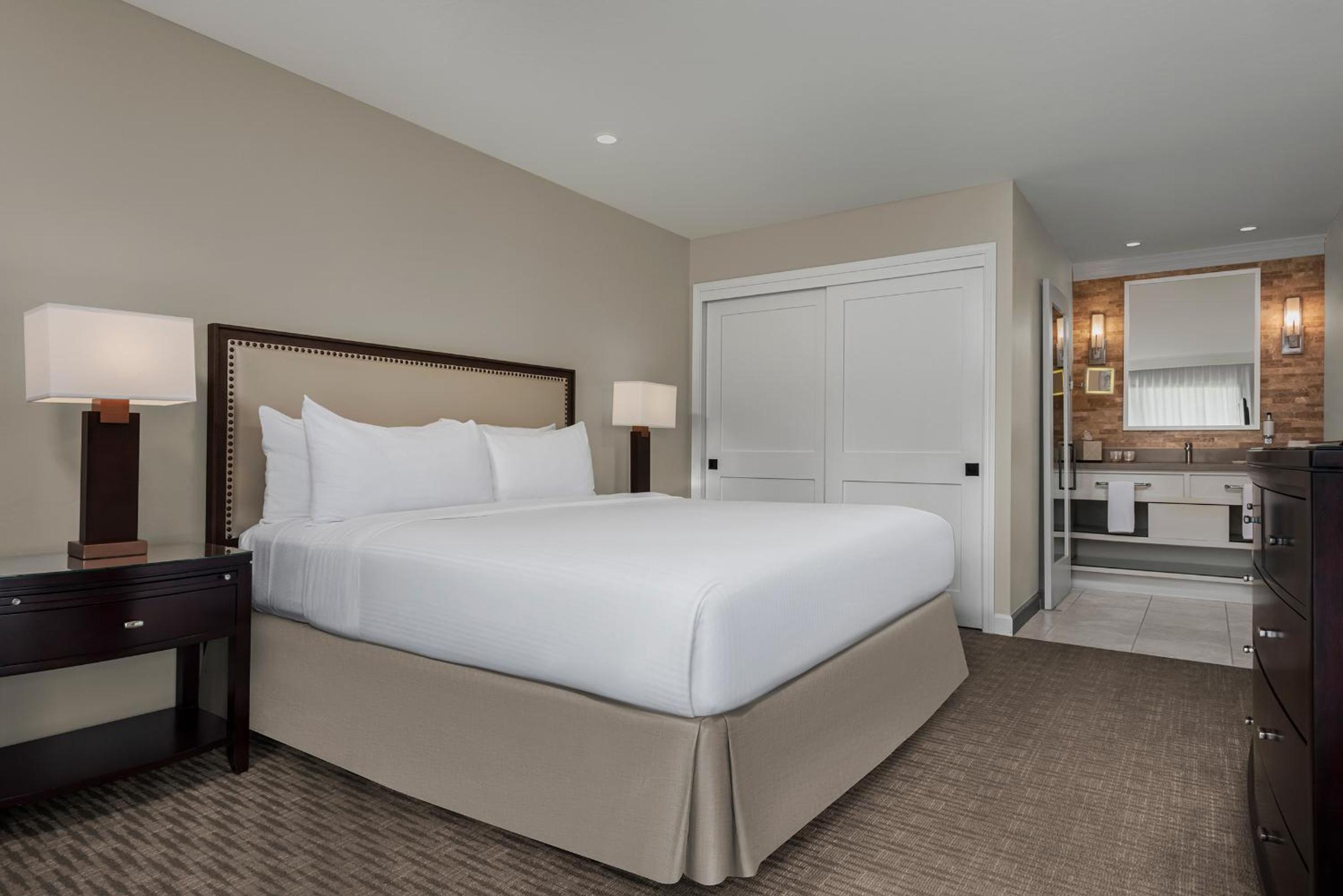 1 Bedroom, Cottage, Suite, Queen Bed