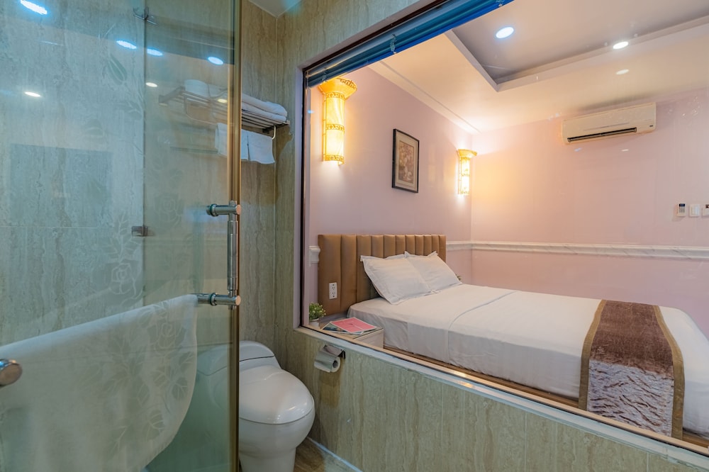 Fortune 1127 Hotel 19/35