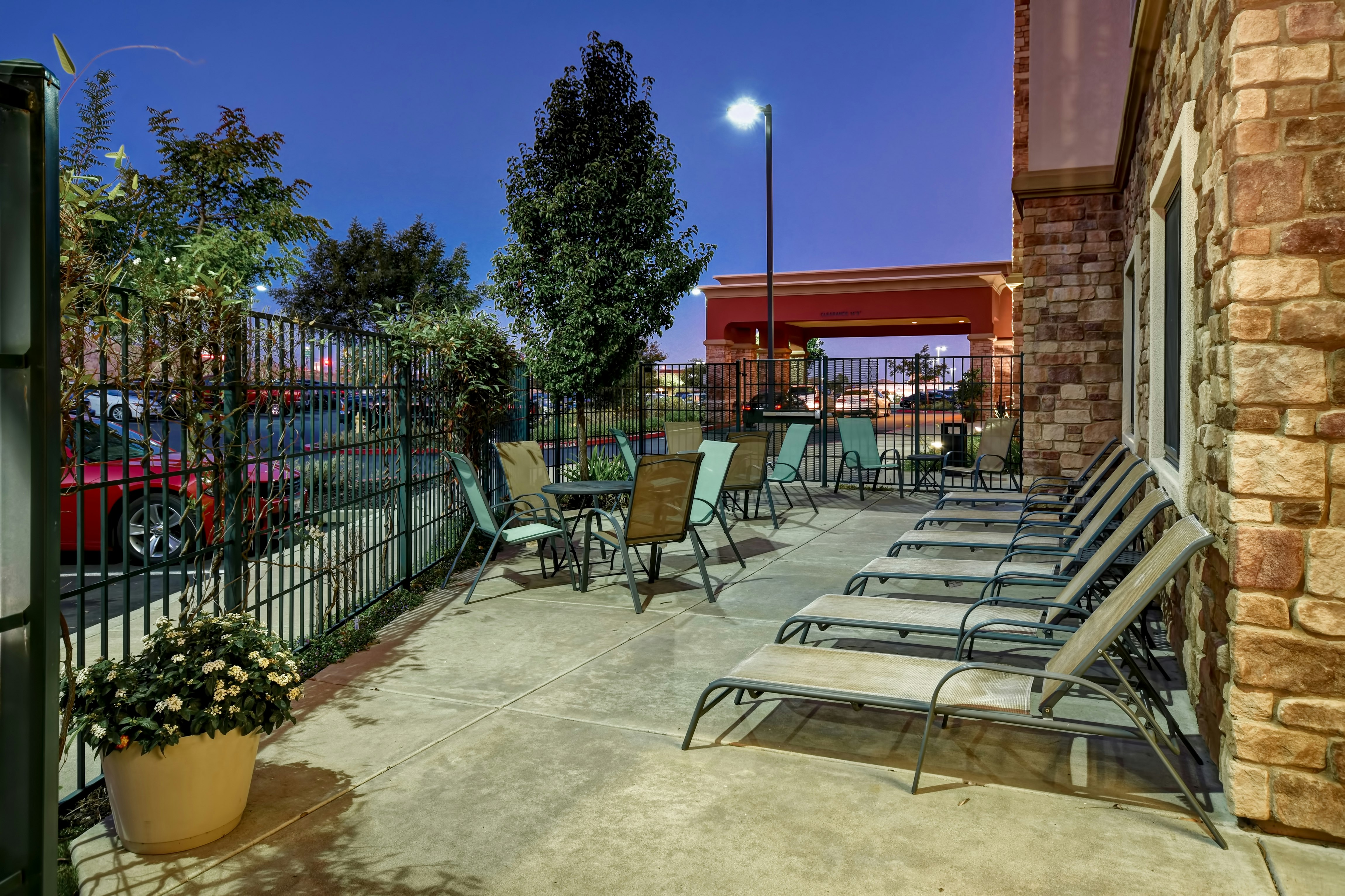 Hampton Inn And Suites Folsom 25/50