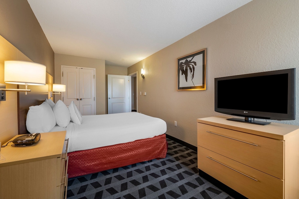 Towneplace Suites Vincennes 10/28