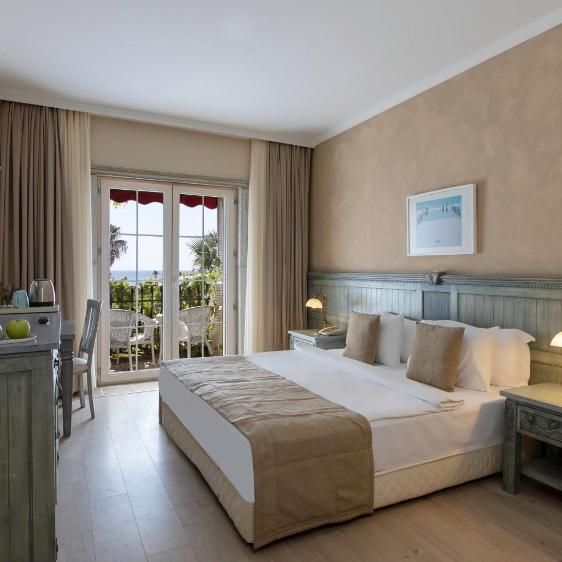 Deluxe, King Bed, Balcony
