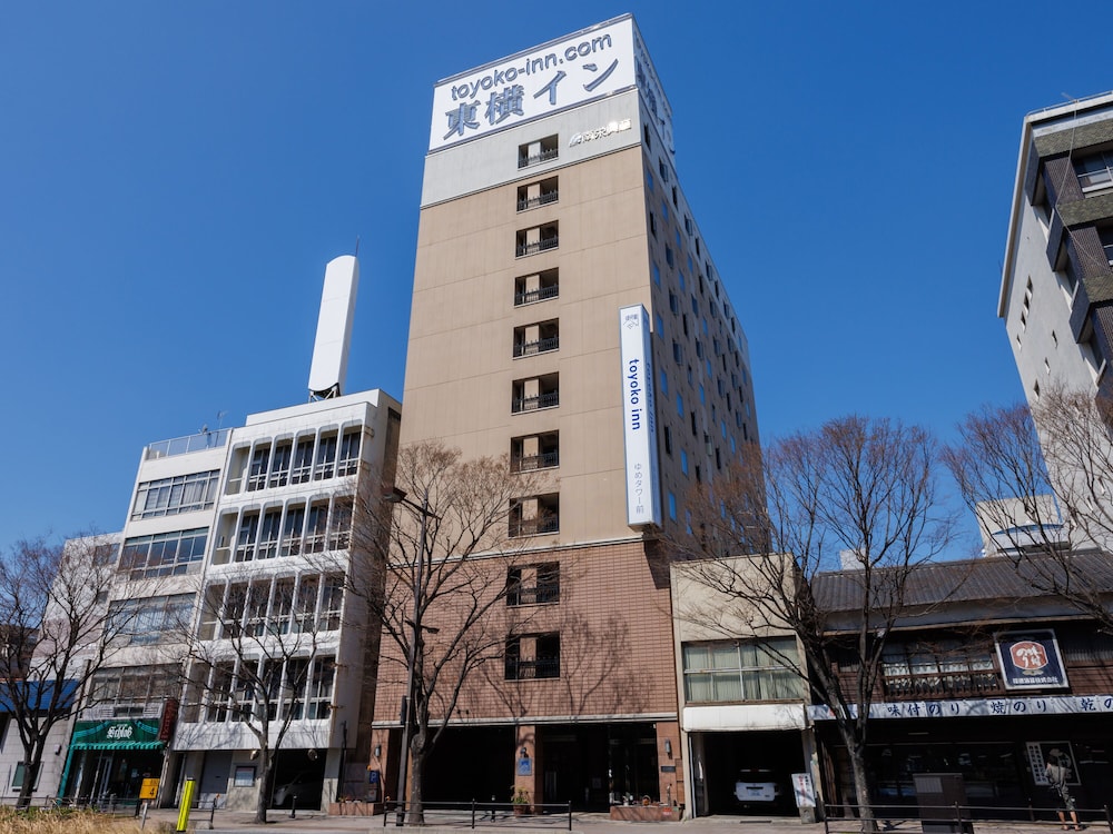 Toyoko INN Shimonoseki Kaikyo Yume Tower mae 3/35