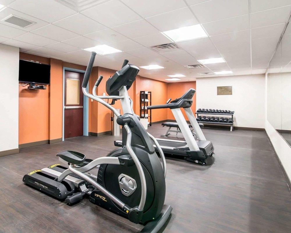 Comfort Inn & Suites Brattleboro I-91 25/47